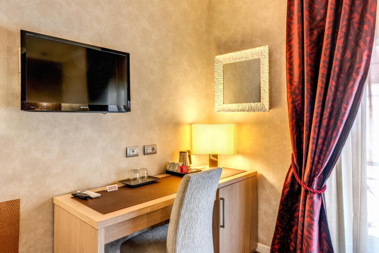 โรมา บูติค โฮเต็ล Hotel ภายนอก รูปภาพ
